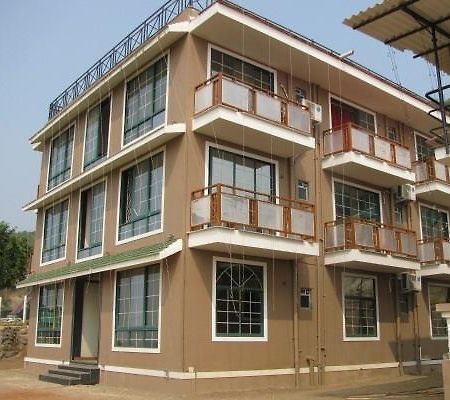 Hotel Murud Beach Home エクステリア 写真